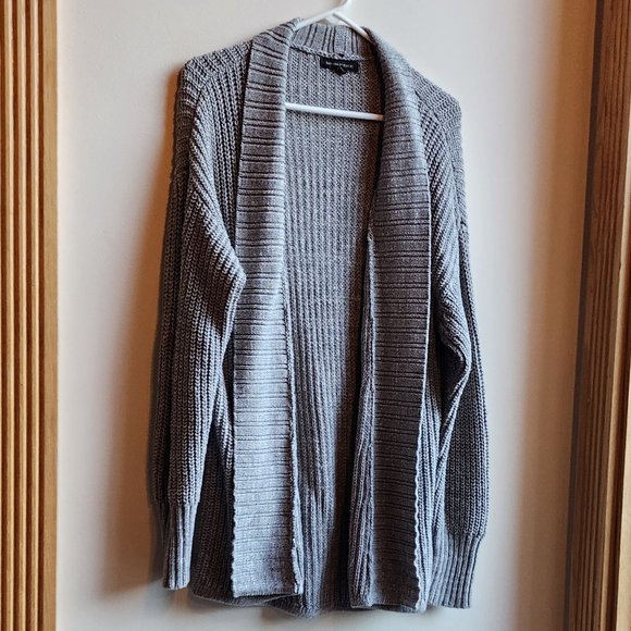 Banana Republic Sweaters - Banana Republic Heather Gray Chunky Knit Open Cardigan Size Large